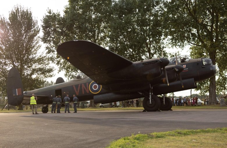 Авро 683 ланкастер