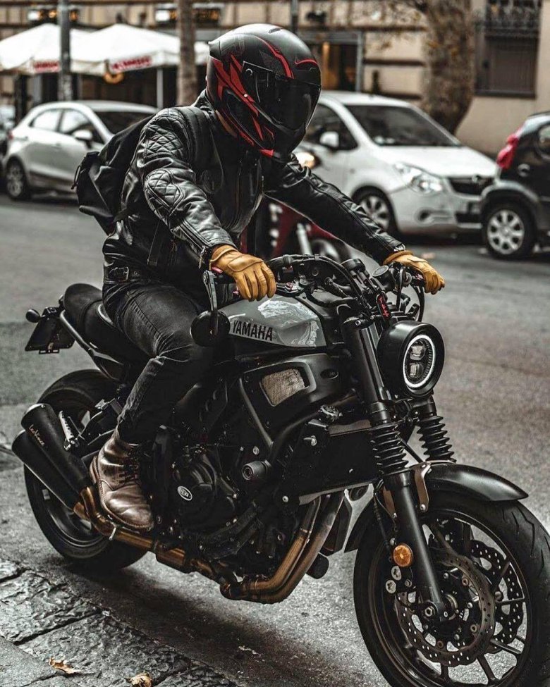 Мотоцикл cafe racer