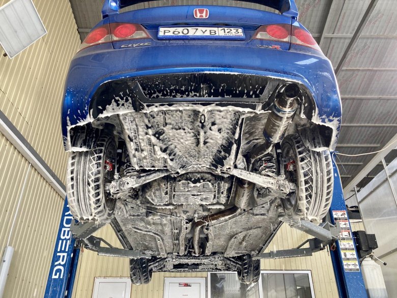 Мойка днища снизу