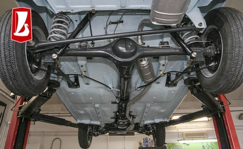 Фиат 124 снизу