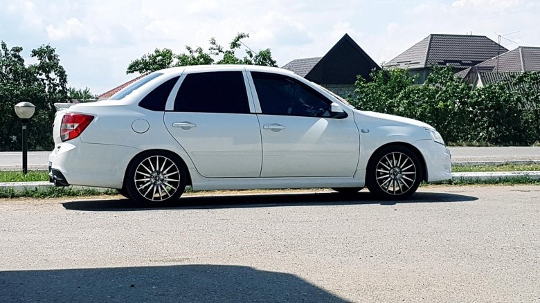 Лада гранта на 16 камриках