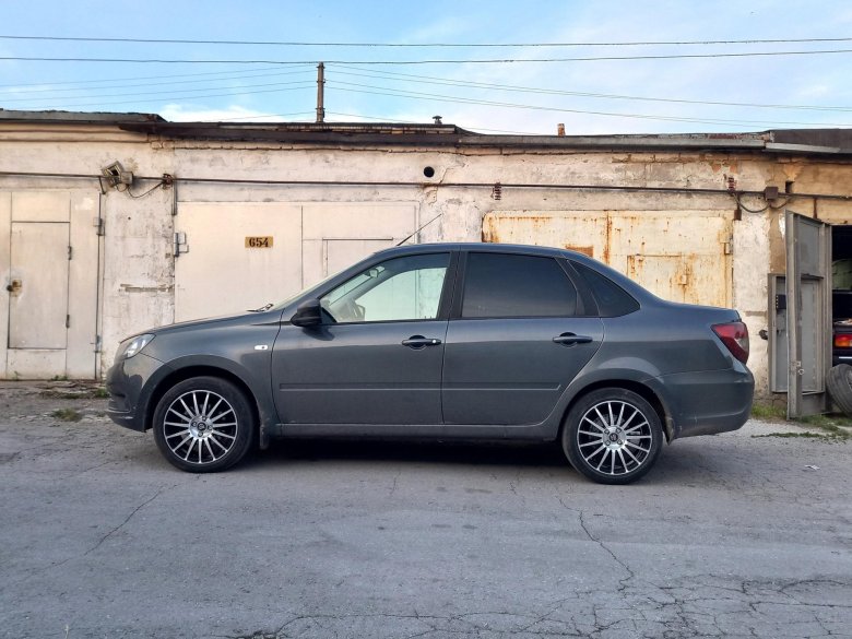 Диски лада гранта спорт r16