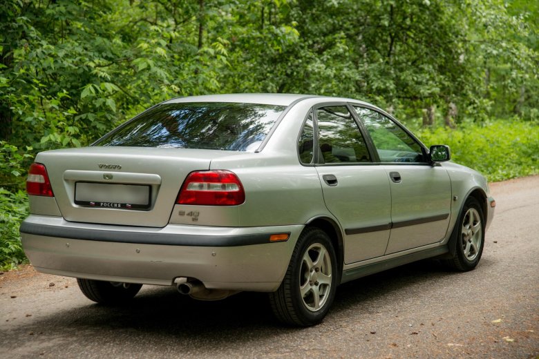 Вольво s 40 2003