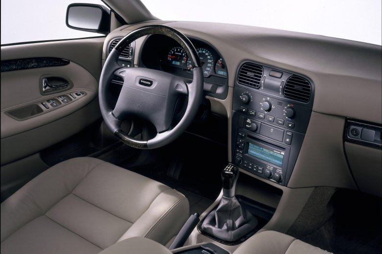 Volvo s40 1 поколение салон