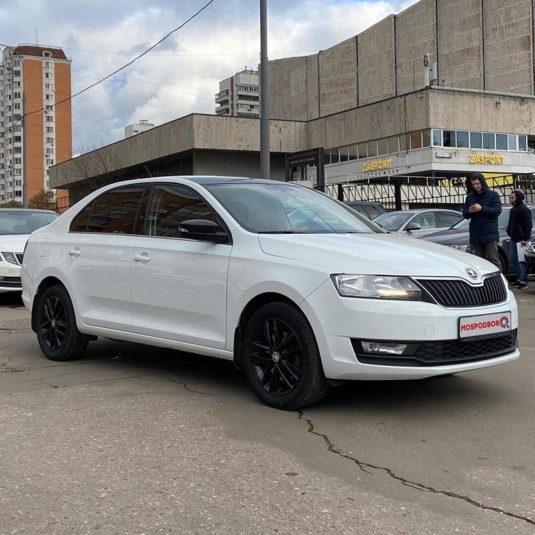 Шкода рапид 2017 белый
