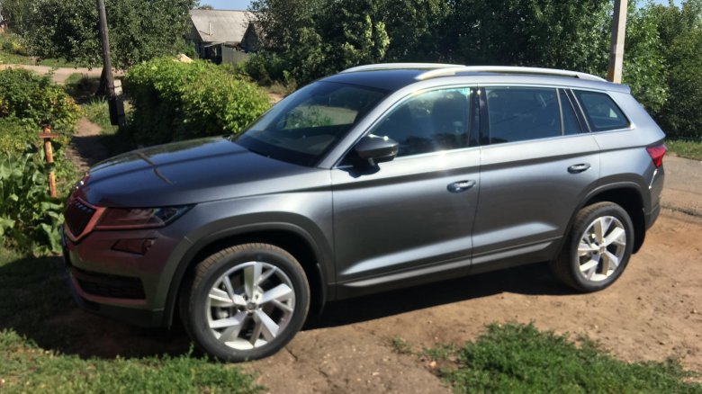 Шкода кодиак серый платинум металлик