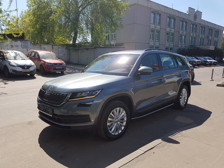 Шкода kodiaq 2022