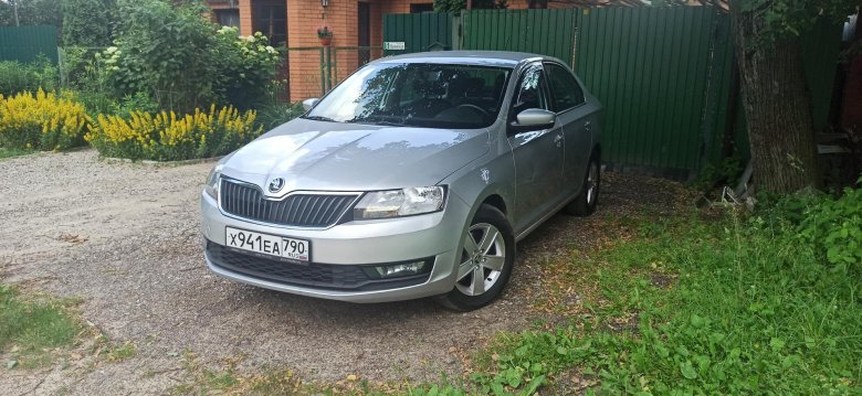 Skoda рапид 2013