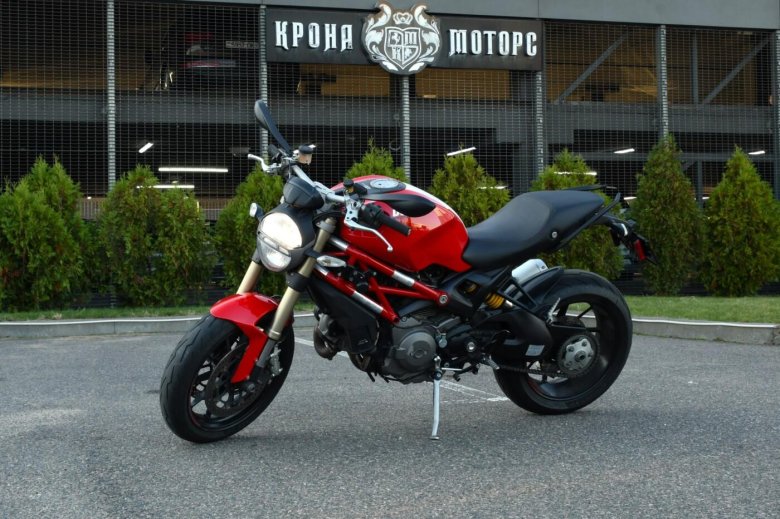 Ducati monster 696 2014