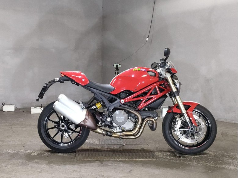 Ducati monster 1100 evo
