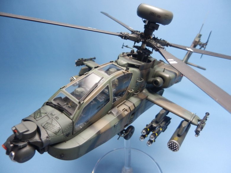 Сборная модель вертолет апачи