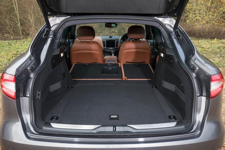 Maserati levante багажник