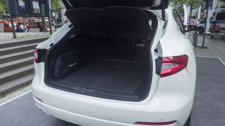 Мазерати леванта