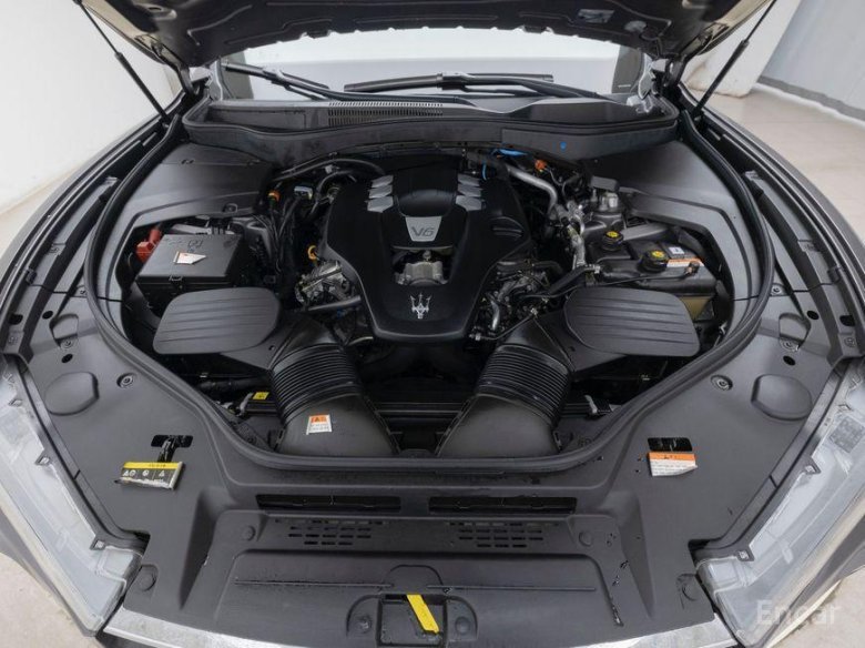 Maserati levante мотор