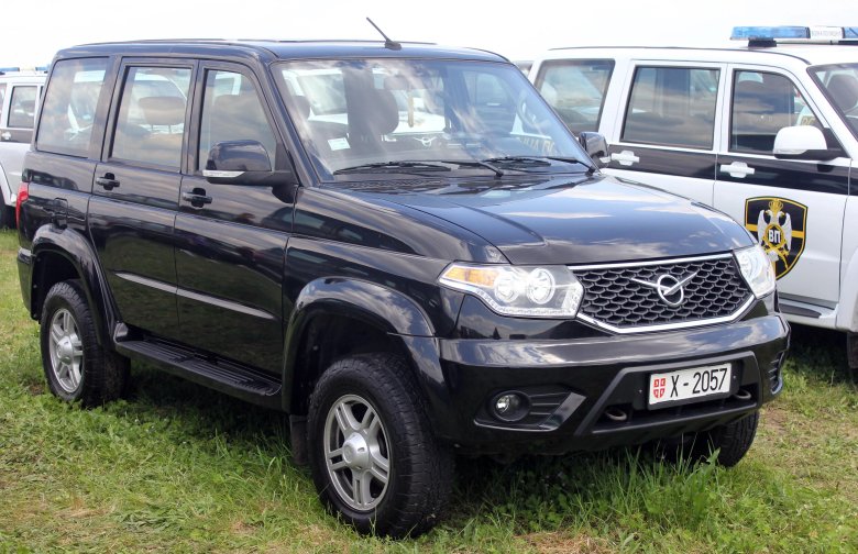 Автомобиль уаз патриот