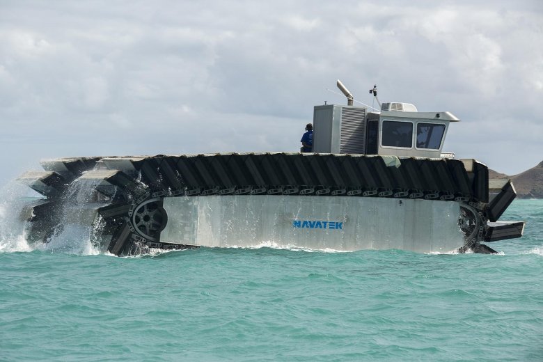 Машины амфибии uhac