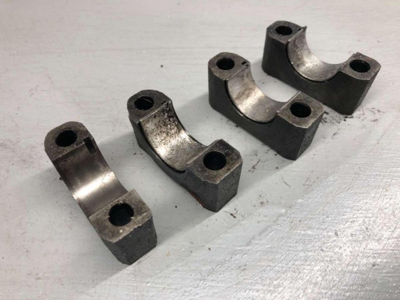 Бугель распредвала 4b11