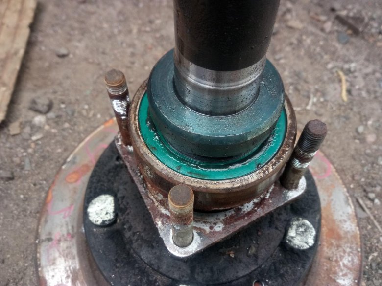 Подшипник полуоси шевроле нива 2004 год