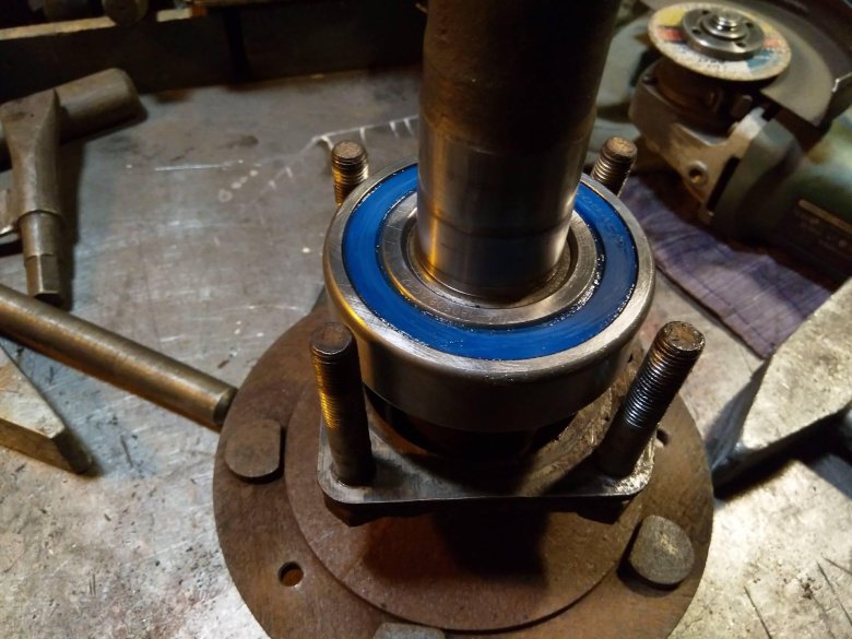 Подшипник задней полуоси нива шевроле