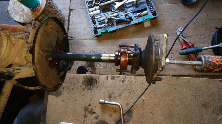 Нива шевроле полуось заднего моста