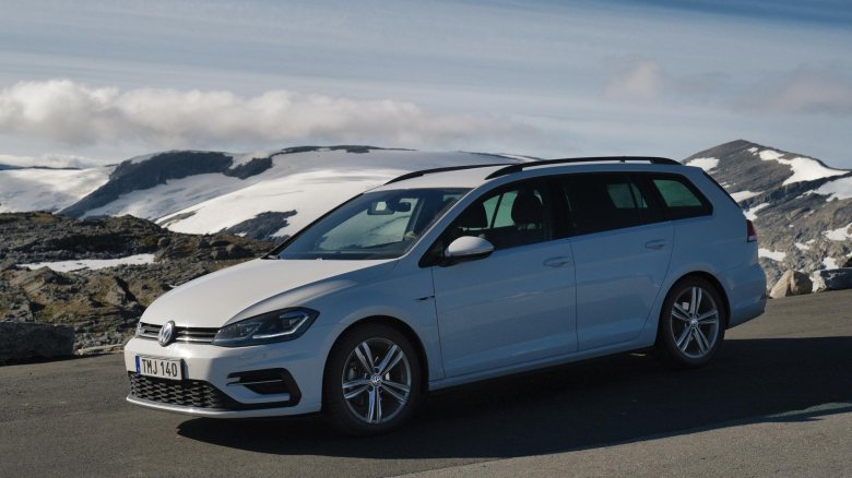 Фольксваген гольф универсал 2018