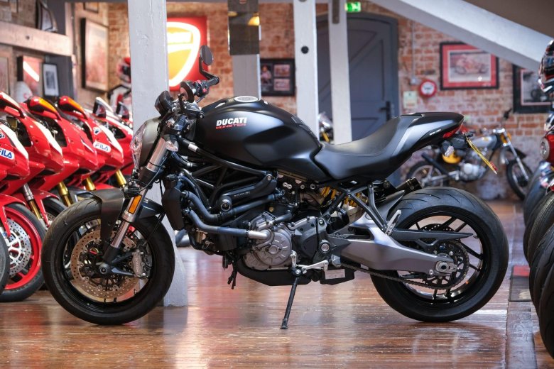 Ducati monster 2024