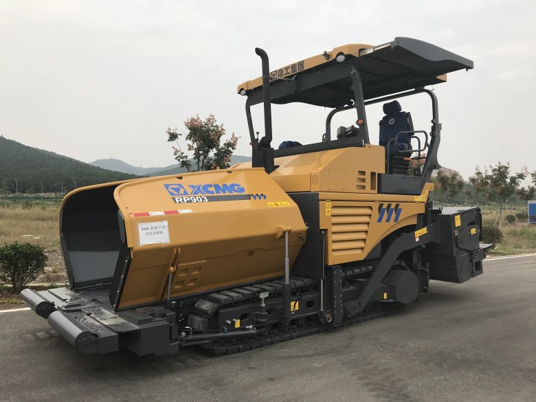 Асфальтоукладчик xcmg rp603