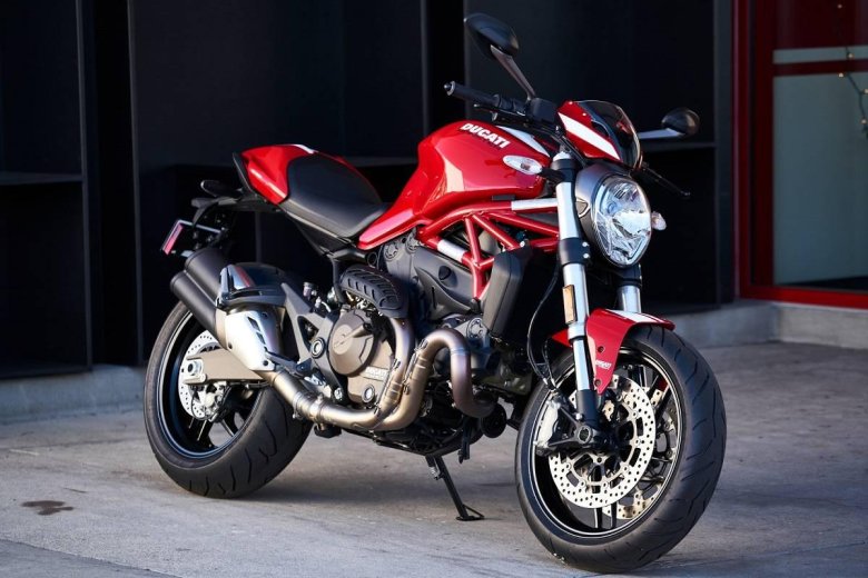Ducati monster 821 2015