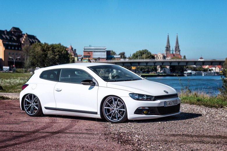 Volkswagen scirocco iii