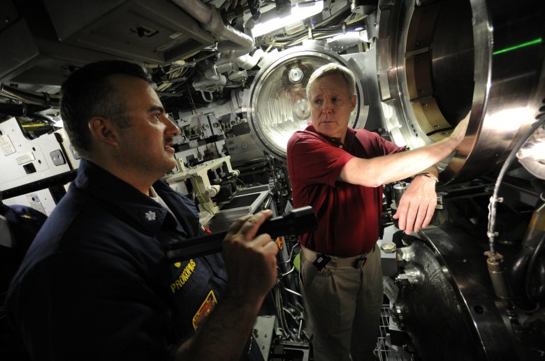 Внутри подводной лодки сша