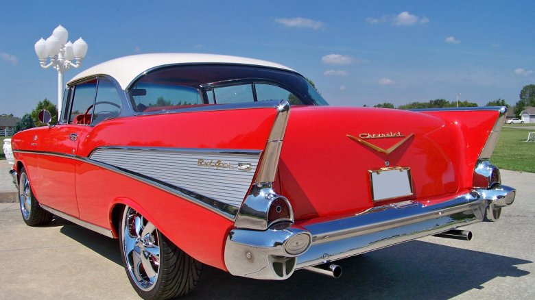 Chevrolet bel air 1957 red