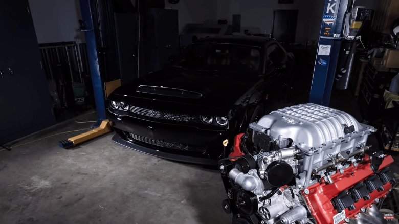 Dodge challenger demon двигатель