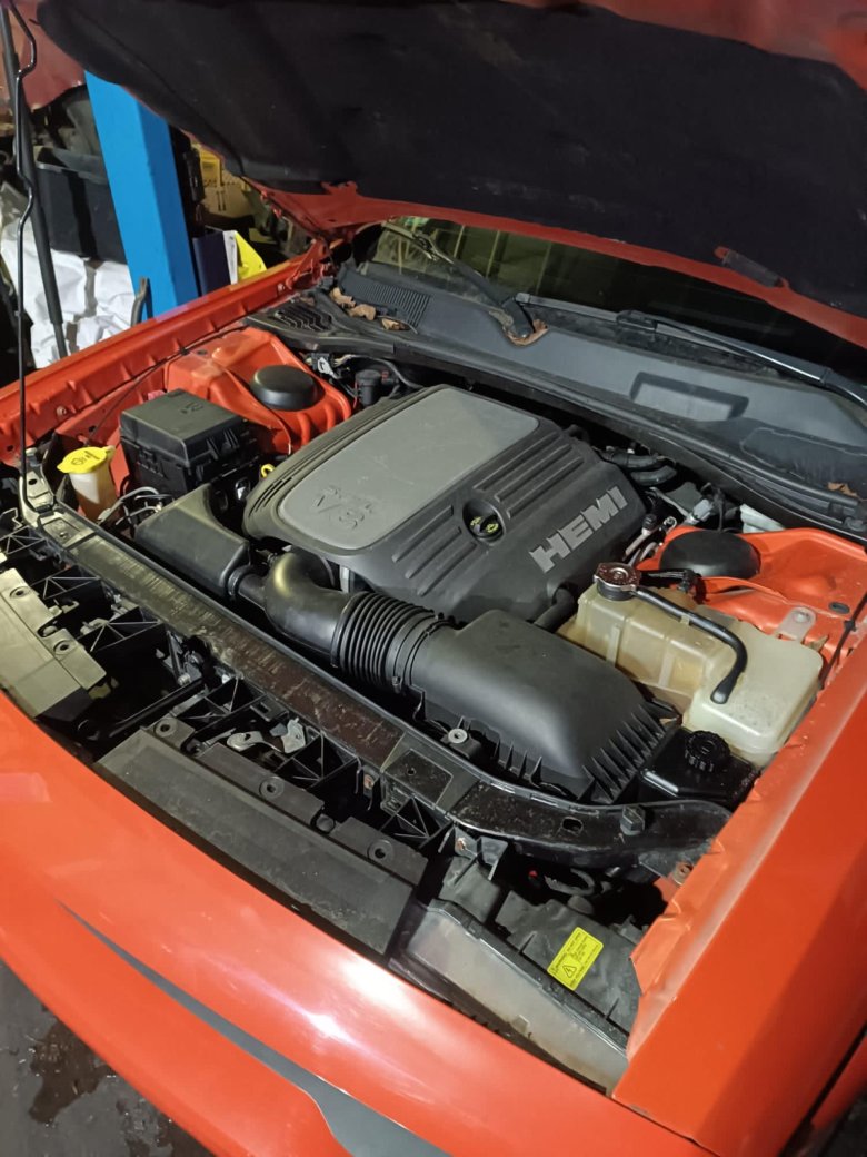 Мотор додж челленджер