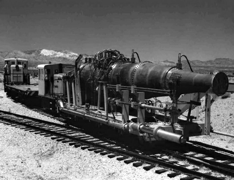 Ядерный реактивный двигатель