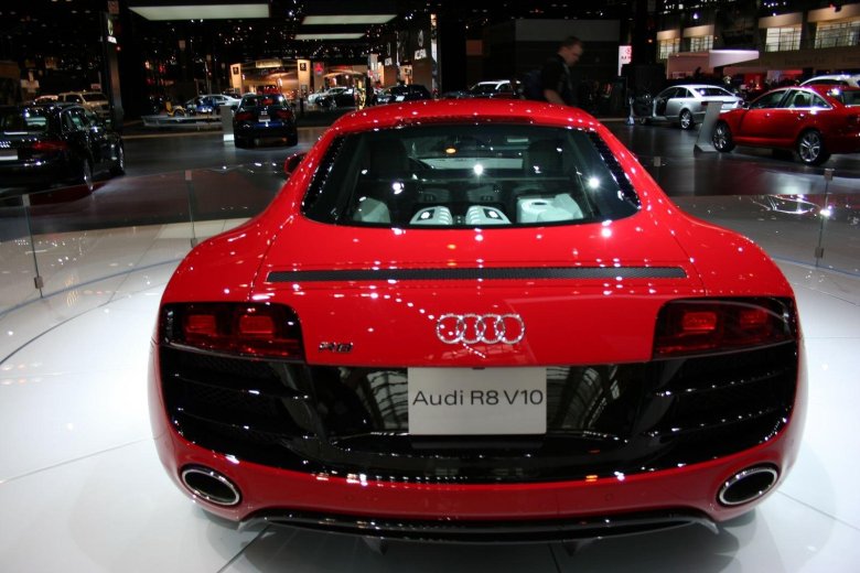 Audi r8 v10 2010