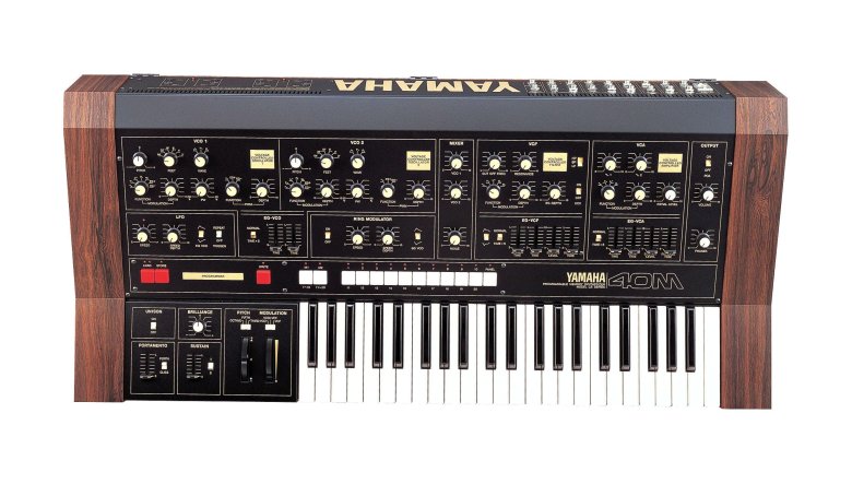 Yamaha синтезатор