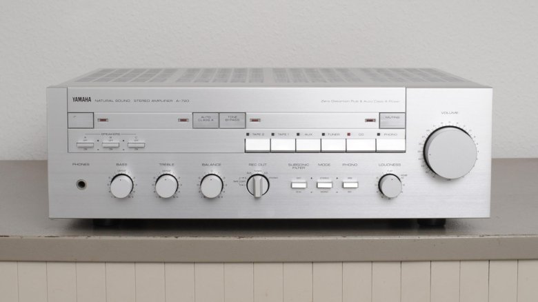Yamaha a-720