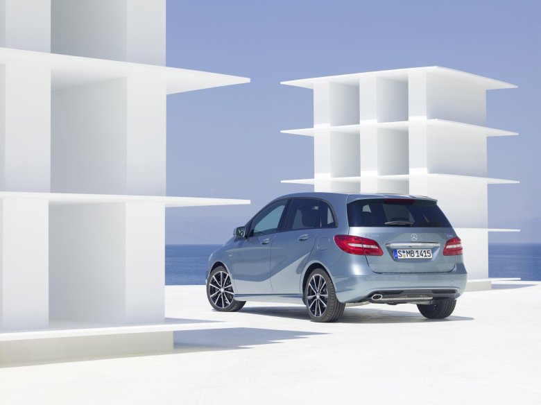 Mercedes benz b class 2012