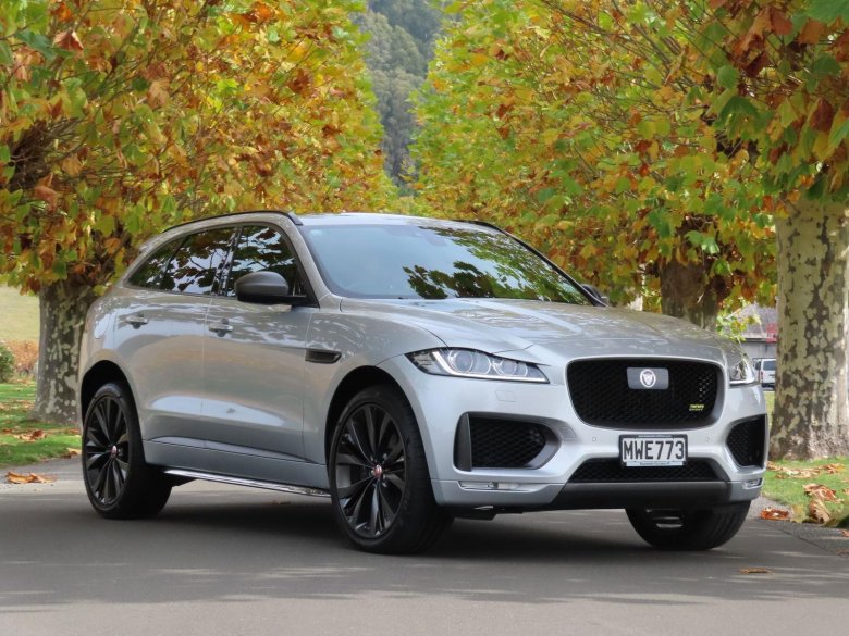 Jaguar f pace
