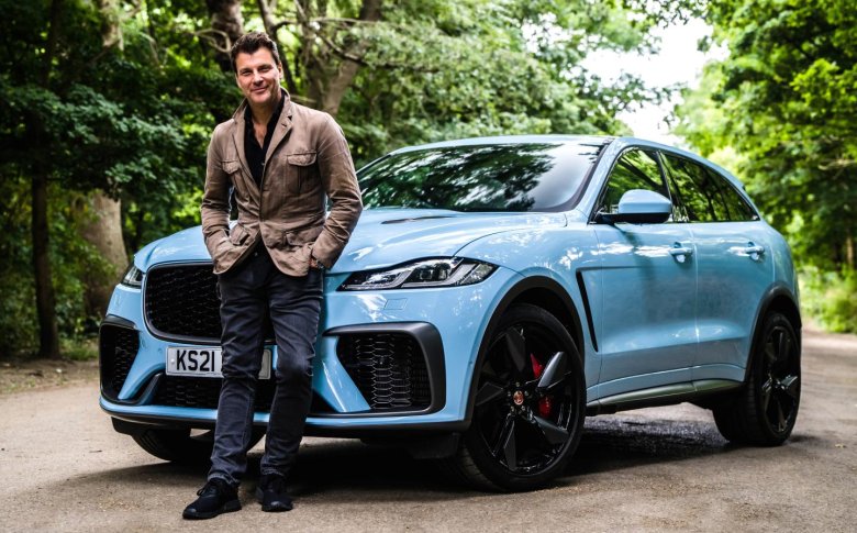 Jaguar f-pace svr 2022