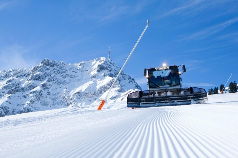 Ратрак для лыжных трасс