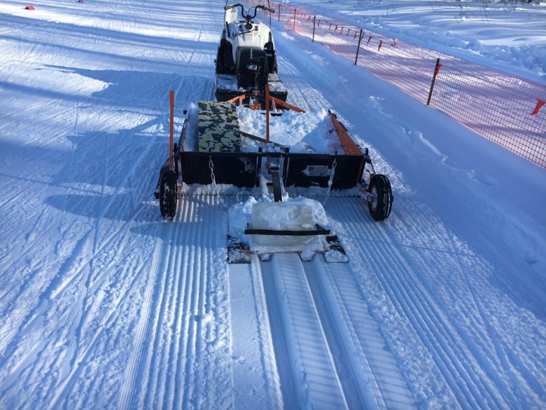 Многофункциональный укладчик лыжных трасс rf-3 \ урал\