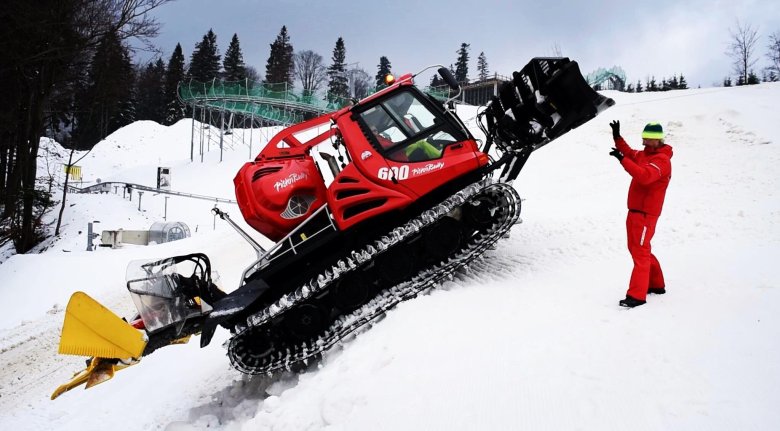 Ратрак для лыжных трасс