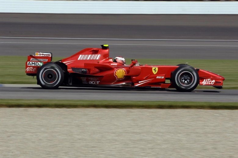 Болид феррари 2007