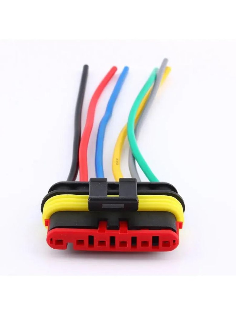 Разъем с проводами