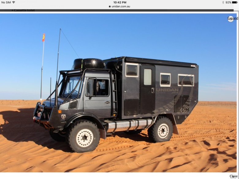Mercedes unimog camper