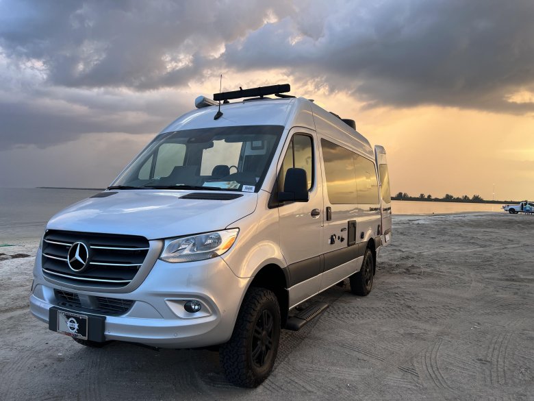 Mercedes-benz sprinter 4x4