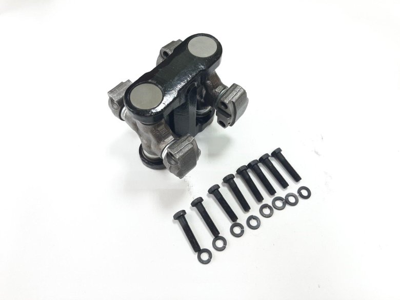 Крестовина вала карданного