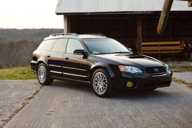 Субару аутбек универсал