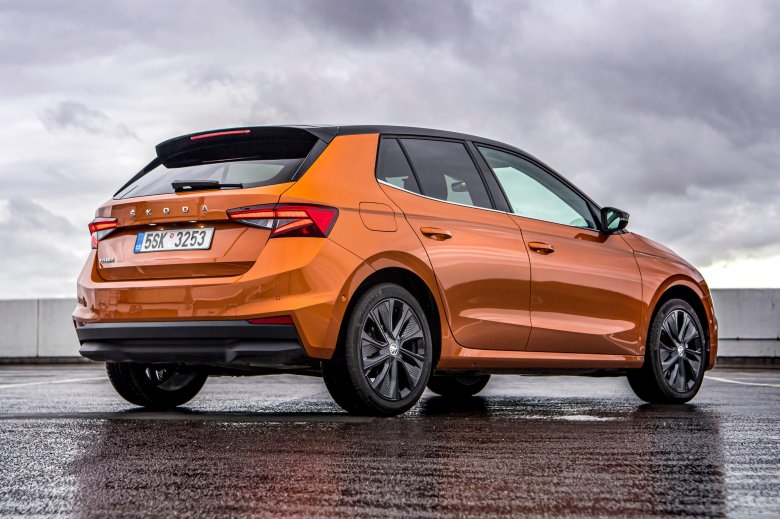 Новая шкода фабия 2022